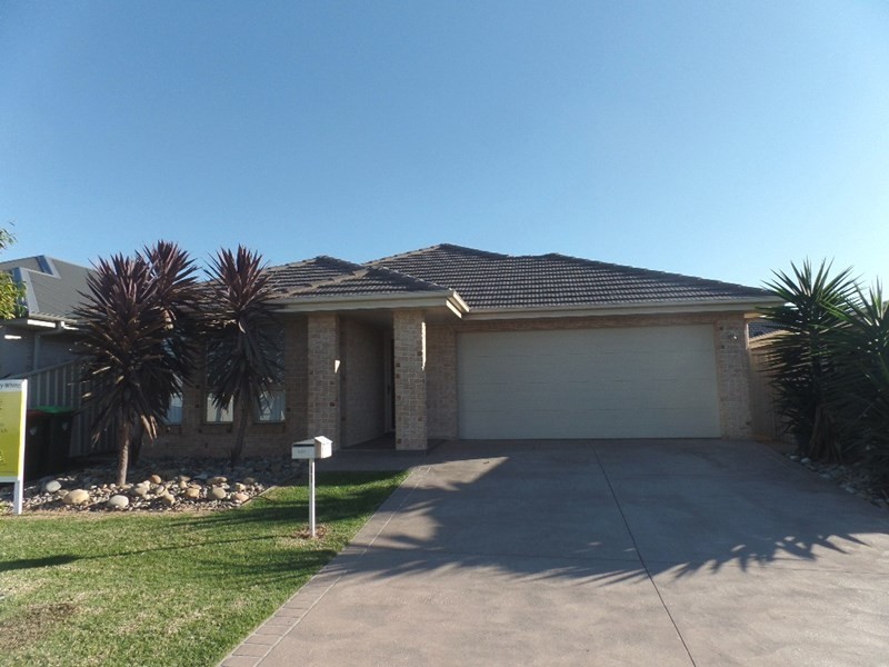 11 Sloop Avenue, Shell Cove NSW 2529