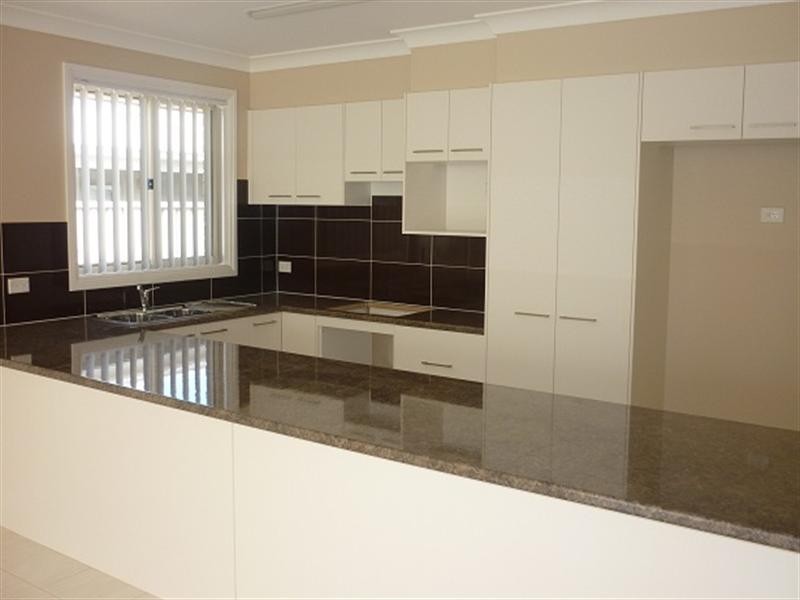 11 Sloop Avenue, Shell Cove NSW 2529