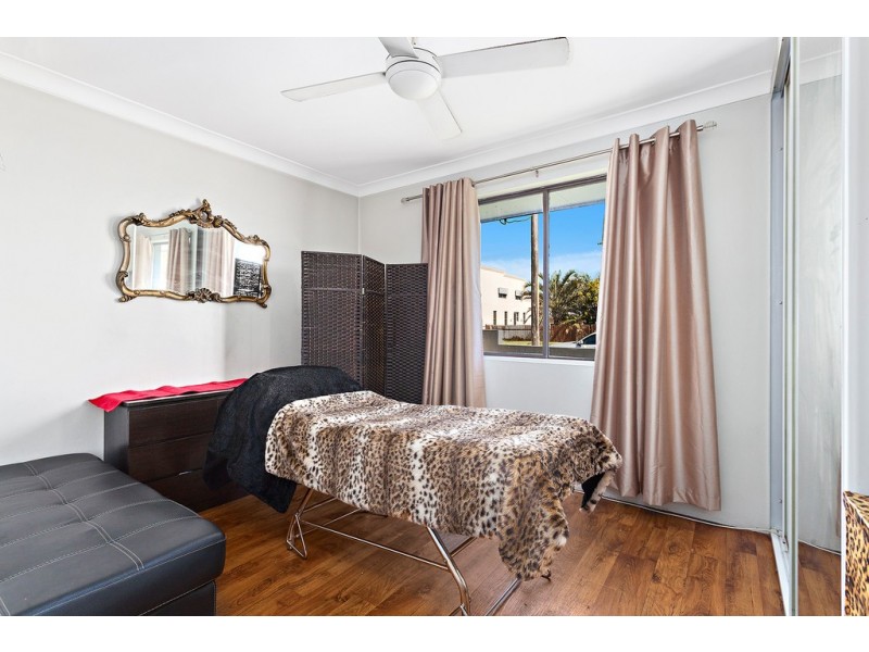 1/37 Osborne Parade, Warilla NSW 2528