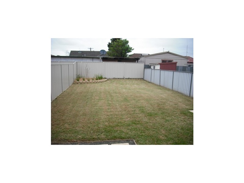 41 Veronica Street, Warilla NSW 2528