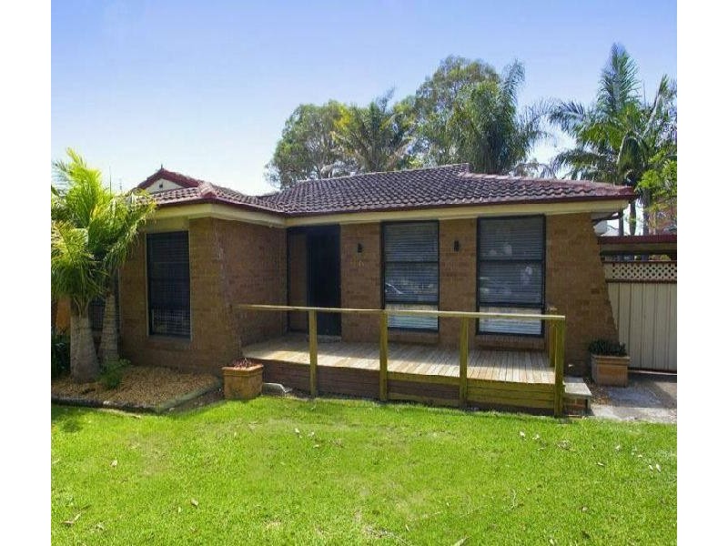 106 Central Avenue, Oak Flats NSW 2529