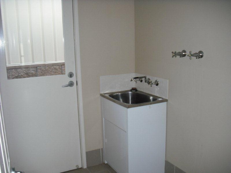 9 Macalister Terrace, Albion Park NSW 2527