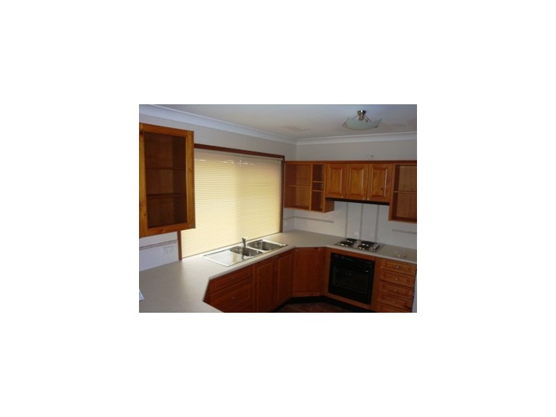 5 Palmae Place, Albion Park Rail NSW 2527