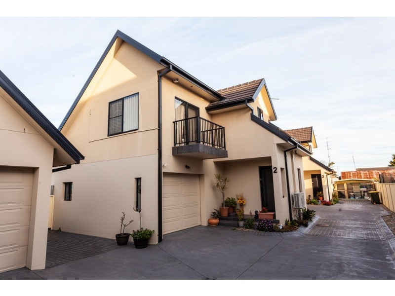 2/77 Pur Pur Avenue, Lake Illawarra NSW 2528