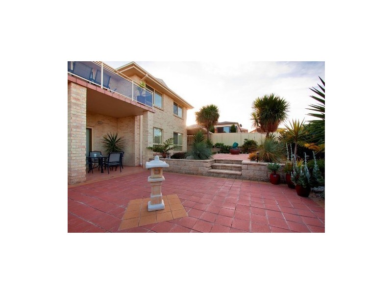 4 Banks Drive, Shell Cove NSW 2529