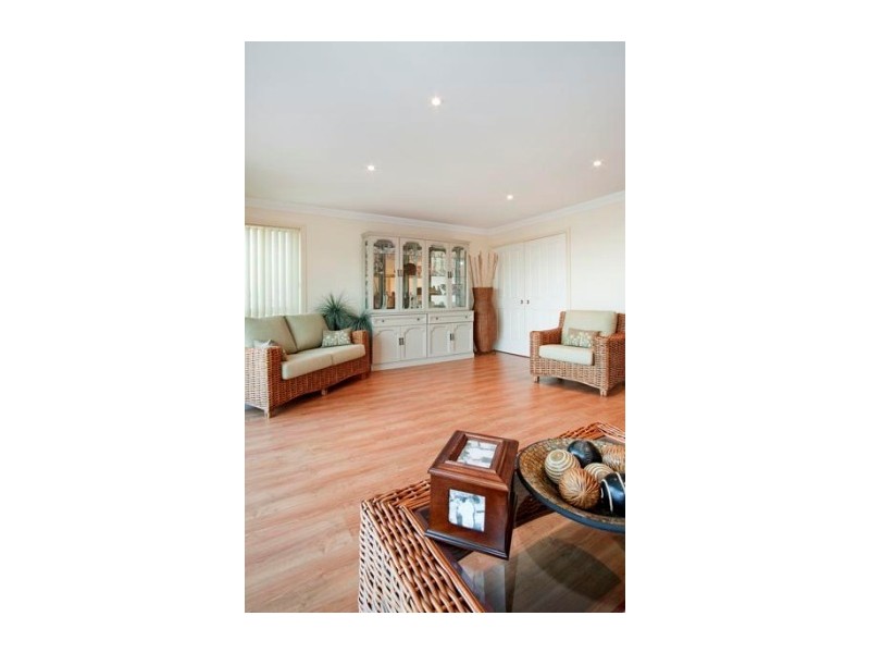 4 Banks Drive, Shell Cove NSW 2529