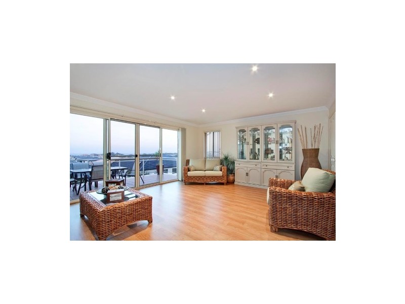 4 Banks Drive, Shell Cove NSW 2529