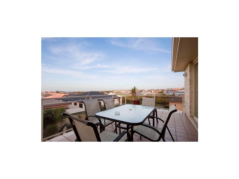4 Banks Drive, Shell Cove NSW 2529