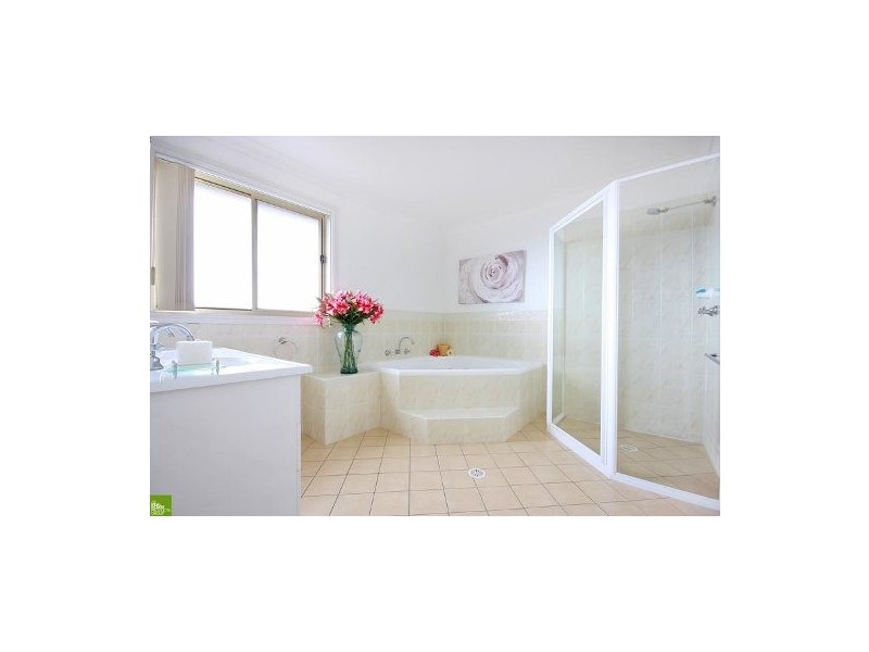 7 Yarle Crescent, Flinders NSW 2529