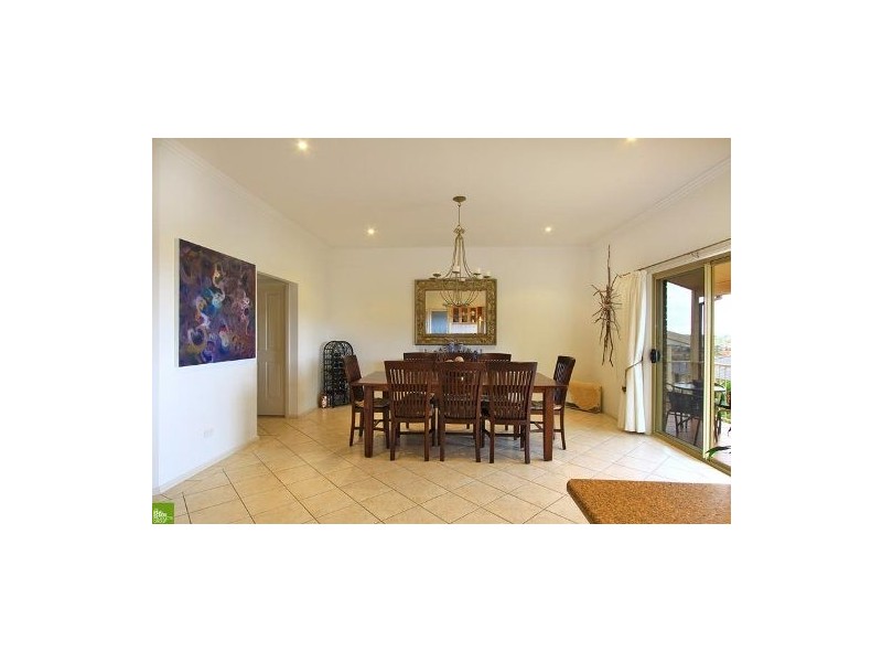 7 Yarle Crescent, Flinders NSW 2529