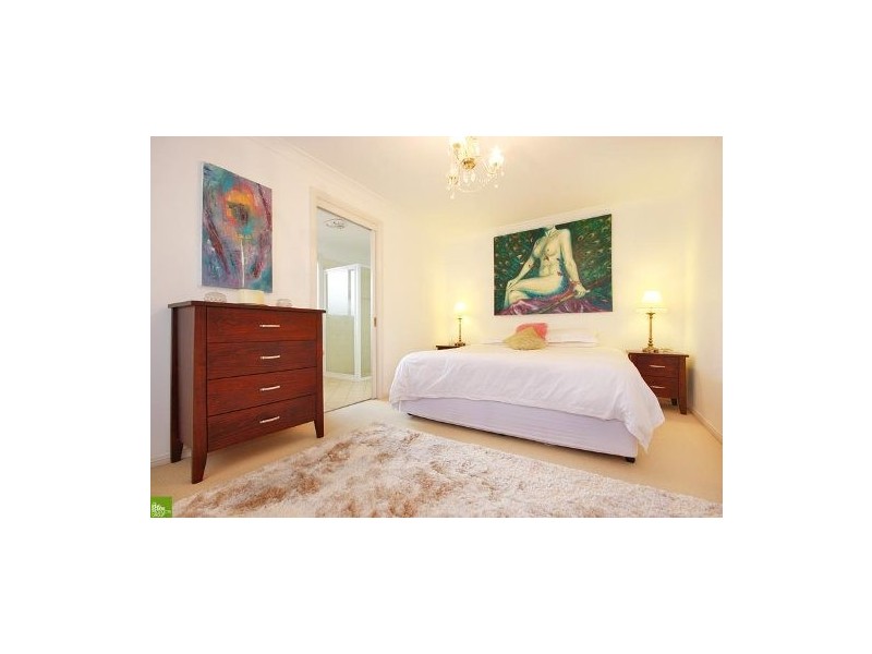 7 Yarle Crescent, Flinders NSW 2529