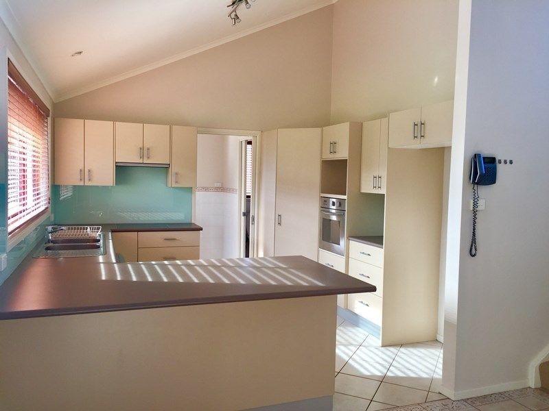 30 Panbula Place, Flinders NSW 2529