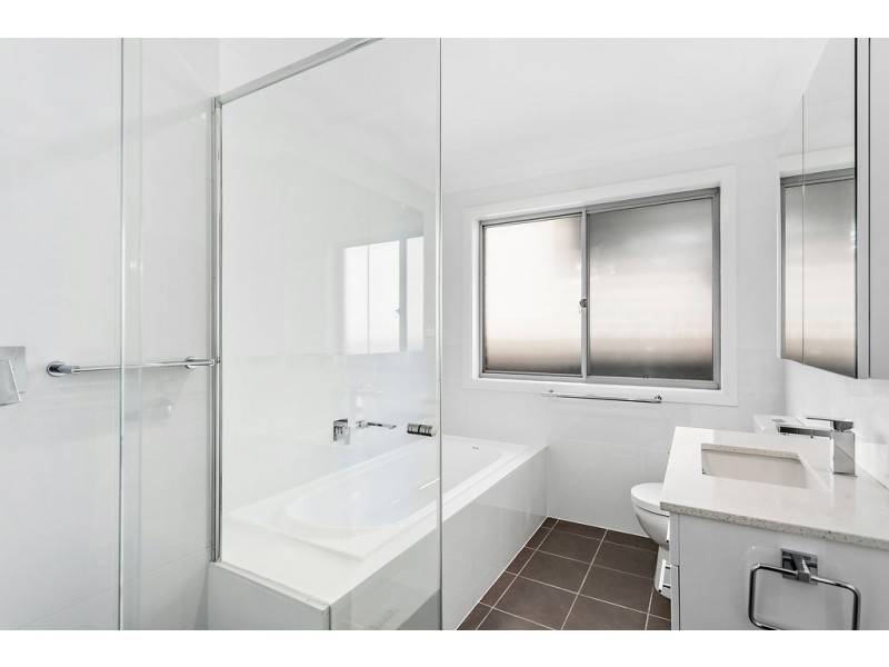 1A Reynolds Lane, Oak Flats NSW 2529