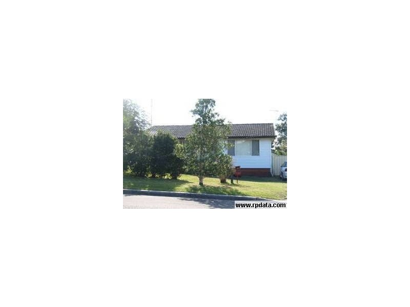 26 Griffiths Street, Oak Flats NSW 2529
