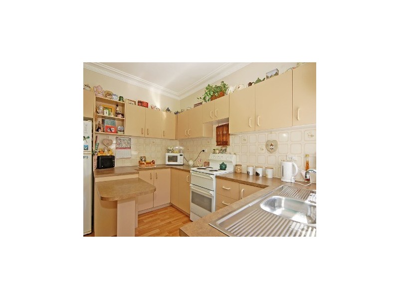 1a  Hopetoun Street, Oak Flats NSW 2529