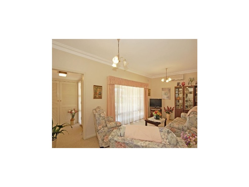 1a  Hopetoun Street, Oak Flats NSW 2529