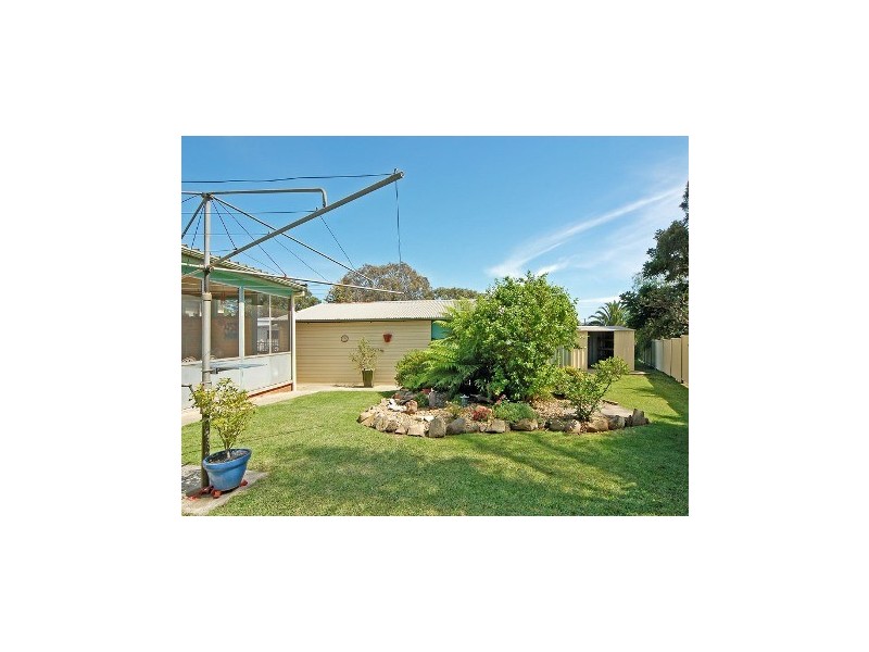 1a  Hopetoun Street, Oak Flats NSW 2529