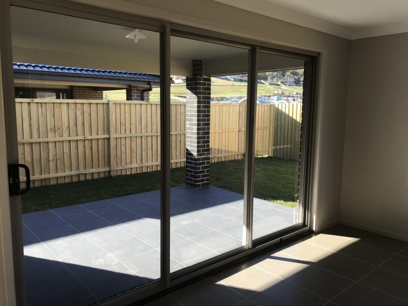 19 Berrima Street, Tullimbar NSW 2527