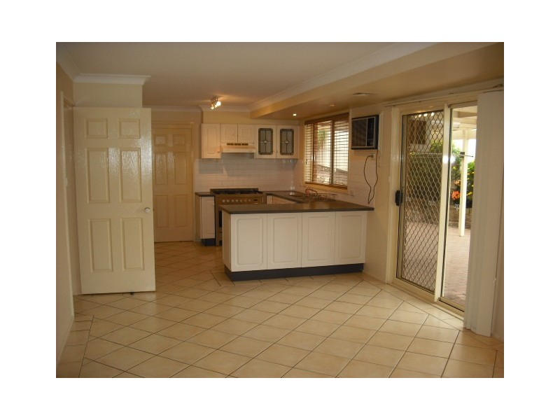 15 Conjola Close, Flinders NSW 2529
