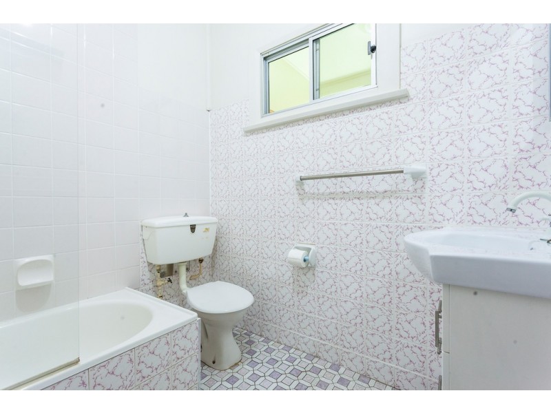 28 Towns Street, Shellharbour NSW 2529