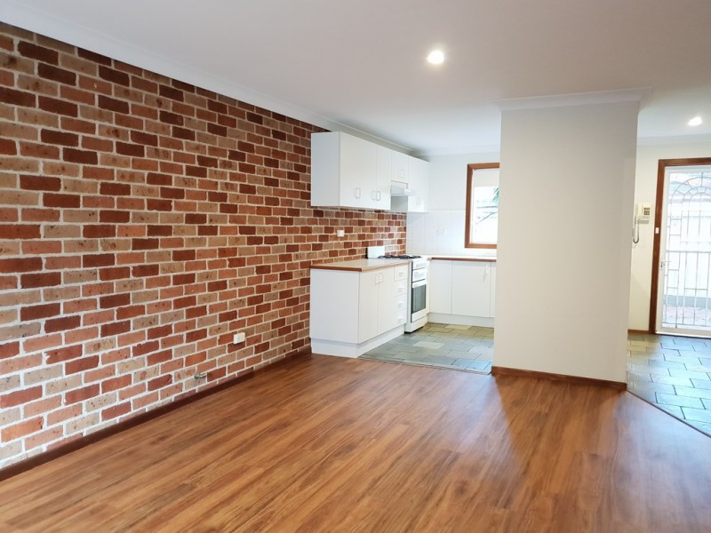 1/46 Bateman Avenue, Albion Park Rail NSW 2527