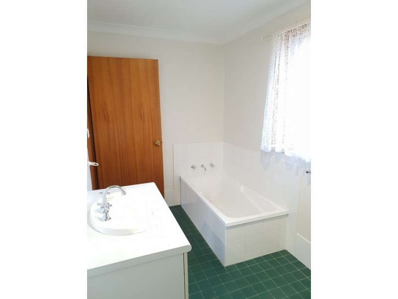 1/46 Bateman Avenue, Albion Park Rail NSW 2527