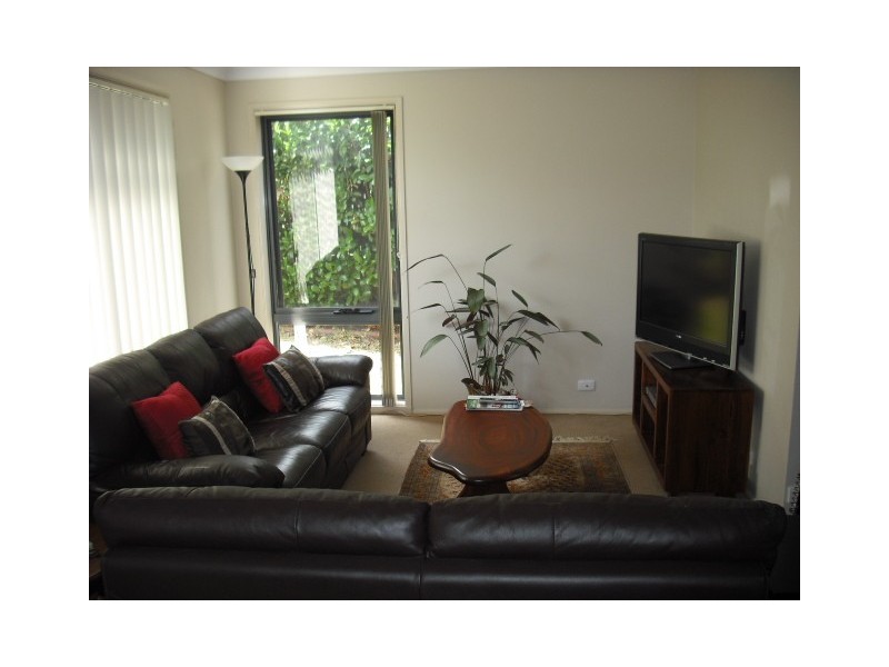 9 Lakewood Boulevarde, Flinders NSW 2529