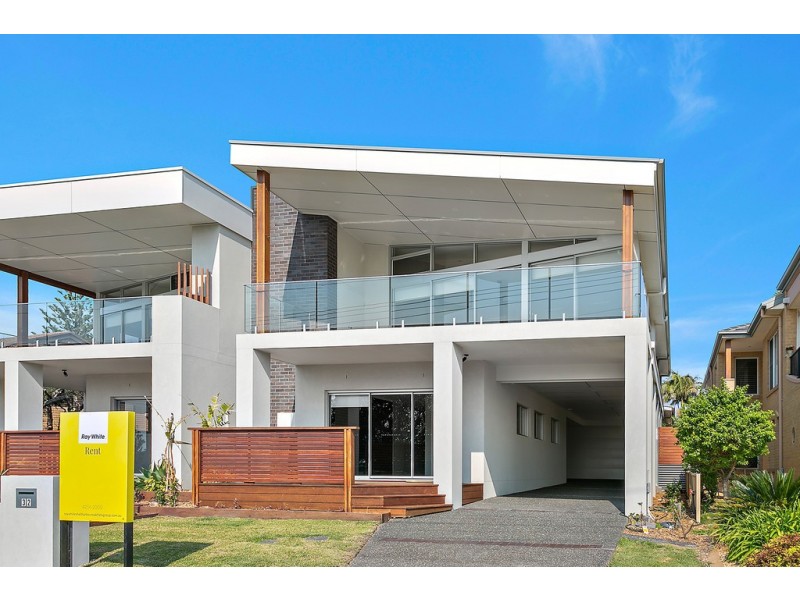 32 Headland Parade, Barrack Point NSW 2528