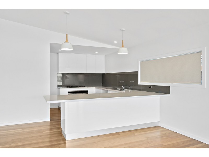 32 Headland Parade, Barrack Point NSW 2528