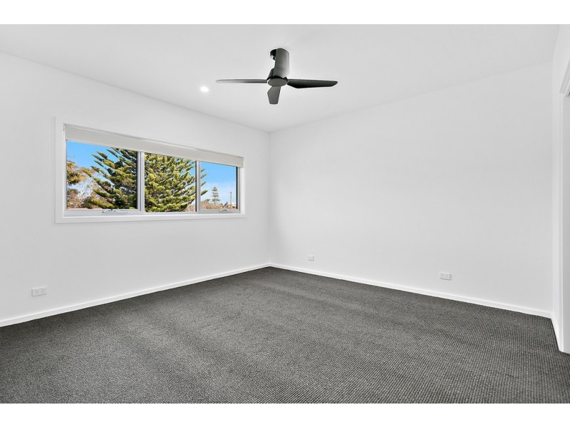 32 Headland Parade, Barrack Point NSW 2528