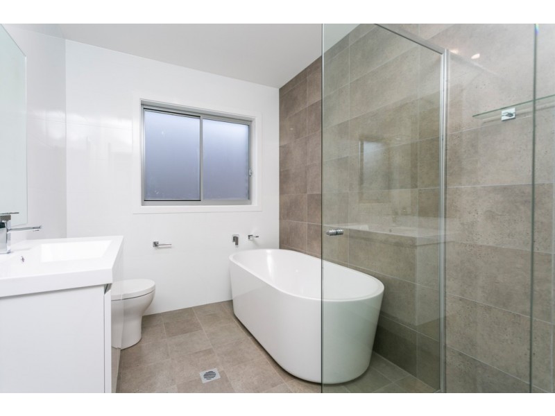 7-5 Station Road, Albion Park Rail NSW 2527