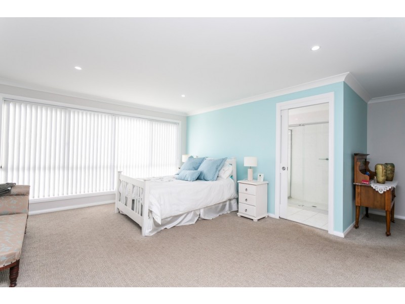 9 Surf Road, Shellharbour NSW 2529