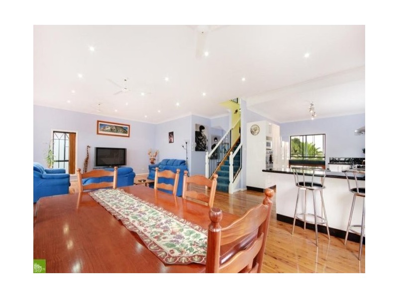 88 Lake Entrance Road, Oak Flats NSW 2529