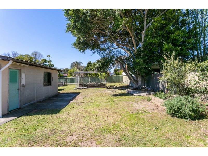 26 Devonshire Crescent, Oak Flats NSW 2529