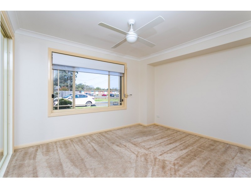 6 Hope Street, Oak Flats NSW 2529