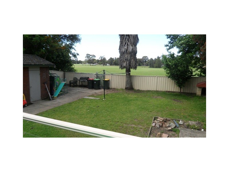 7 Ash Avenue, Albion Park Rail NSW 2527