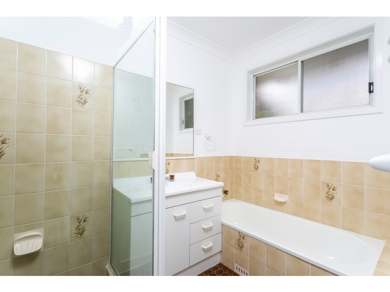 2 Aruda Place, Oak Flats NSW 2529