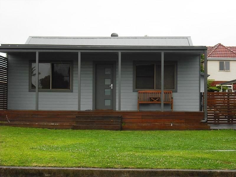 4  Lagoon Street, Barrack Heights NSW 2528