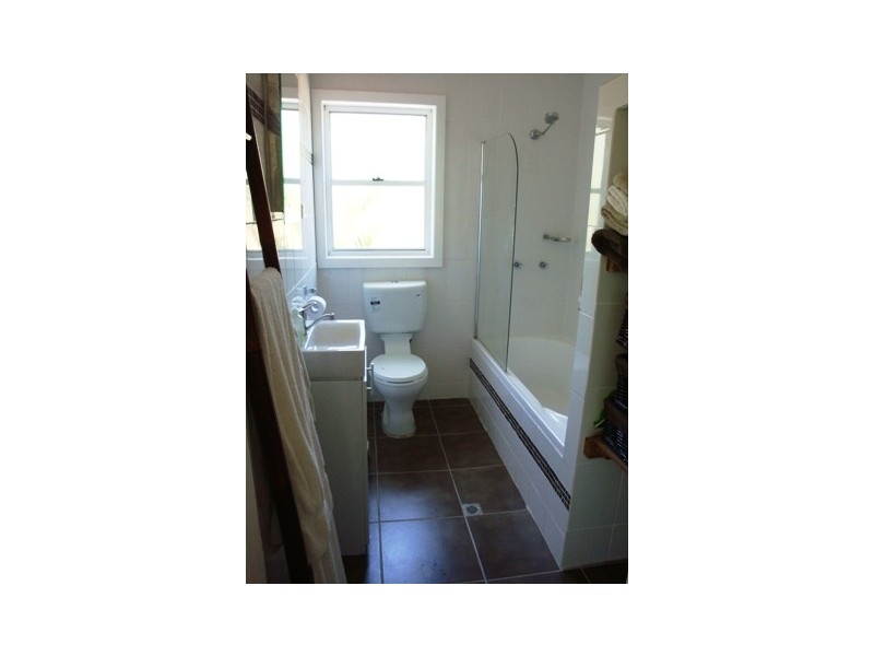 93 Landy Drive, Mount Warrigal NSW 2528