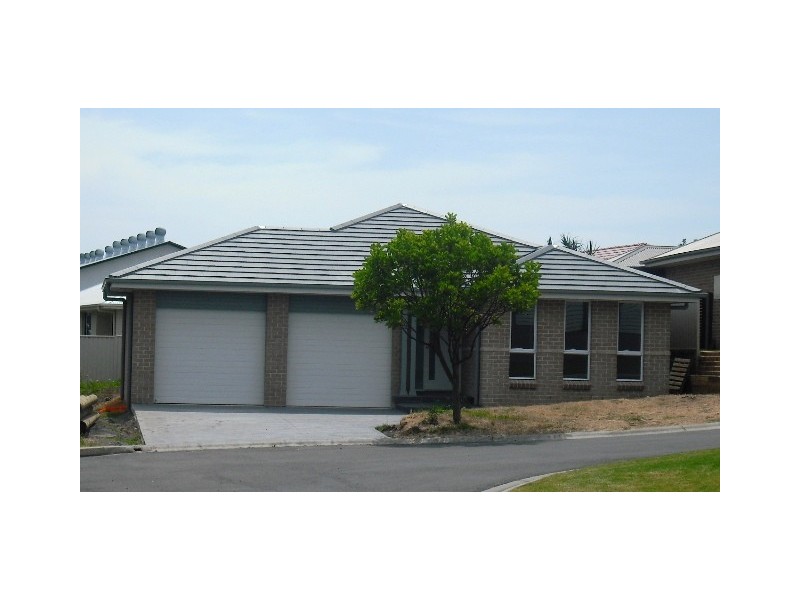10 Gabo Crescent, Shell Cove NSW 2529