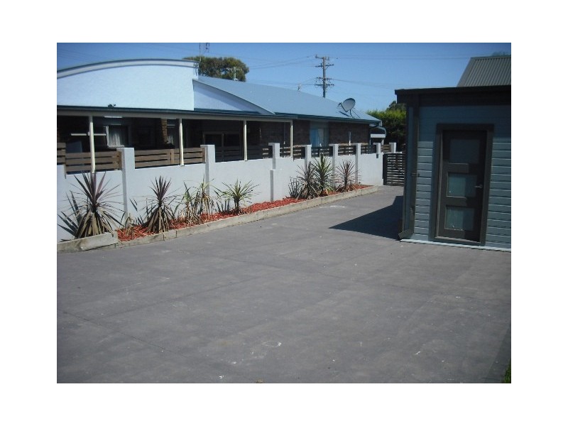 4 Lagoon Street, Barrack Heights NSW 2528