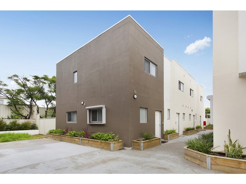 8/125 Lake Entrance Road, Barrack Heights NSW 2528