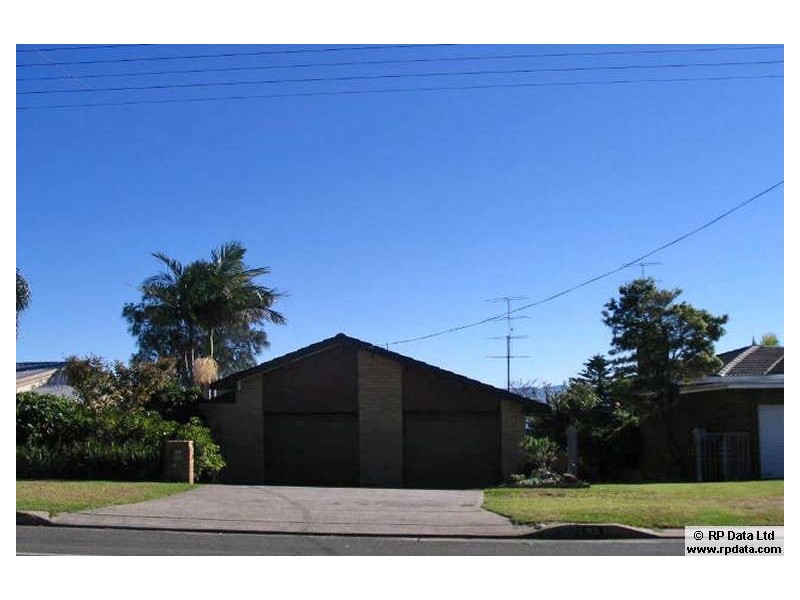 93 The Esplanade, Oak Flats NSW 2529