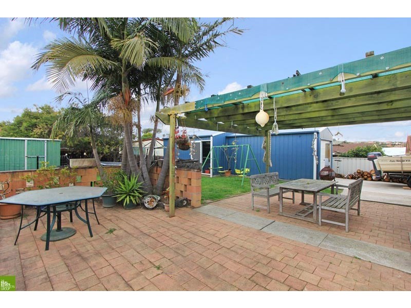 4 Corunna Crescent, Flinders NSW 2529