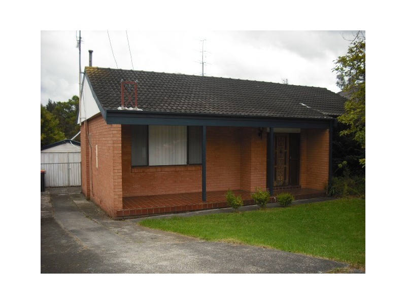 5 Park Crescent, Oak Flats NSW 2529