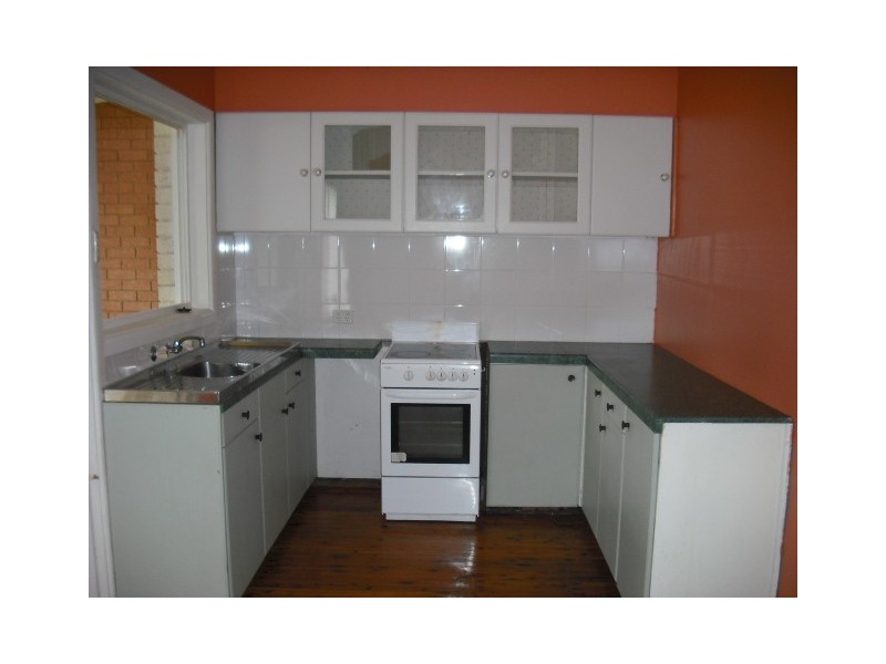 5 Park Crescent, Oak Flats NSW 2529