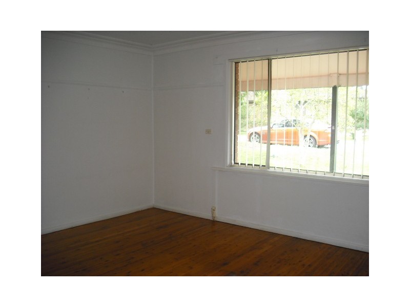 5 Park Crescent, Oak Flats NSW 2529