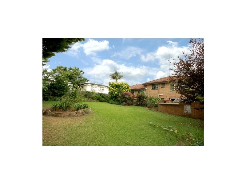 12 Mackenzie Avenue, Mount Warrigal NSW 2528