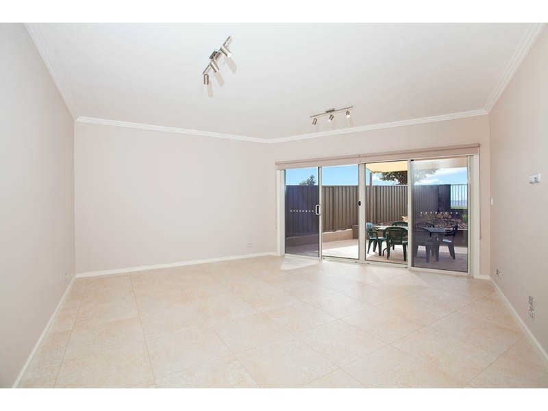 119 Little Lake Crescent, Shellharbour NSW 2529