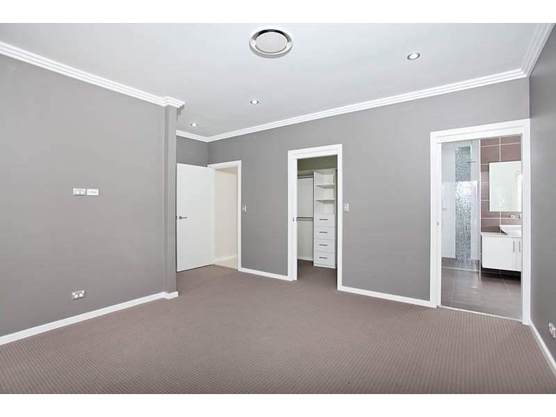 119 Little Lake Crescent, Shellharbour NSW 2529